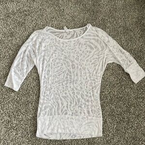 Size M mesh top animal print never worn